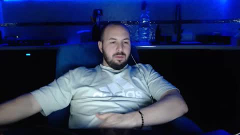 Julian online show from 23, 3, 2026