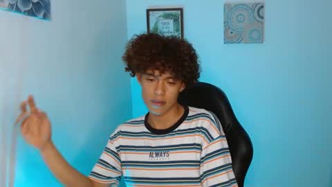 Snapshot of nickolas_moon chatting on 24, 12, 2024 Nickolas Muoz online show from 24, 12, 2024
