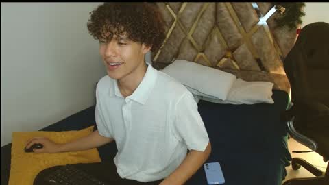 Snapshot of nickolas_moon chatting on 31, 12, 2024 Nickolas Muoz online show from 31, 12, 2024