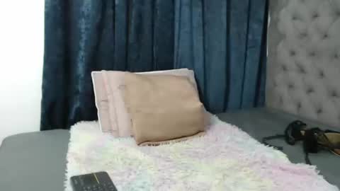 Nicky Brown online show from 2, 12, 2024