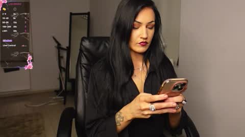 NICKY DIAMMOND online show from 27, 3, 2026