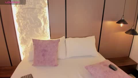 Nicky  online show from 16, 11, 2025