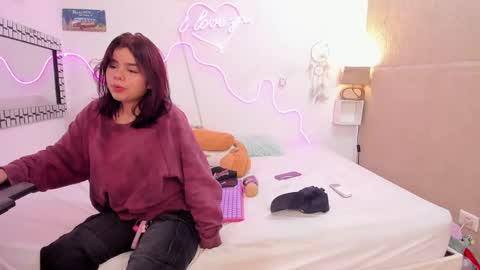 Snapshot of nicky_teem chatting on 5, 12, 2024 nicky_teem online show from 5, 12, 2024