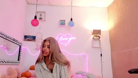 Snapshot of nicky_teem chatting on 6, 3, 2025 nicky_teem online show from 6, 3, 2025