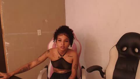 Snapshot of nicky_teem chatting on 11, 10, 2025 nicky_teem online show from 11, 10, 2025