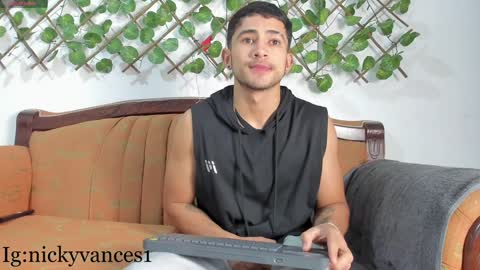 Snapshot of nicky_vance chatting on 6, 1, 2025 nicky online show from 6, 1, 2025