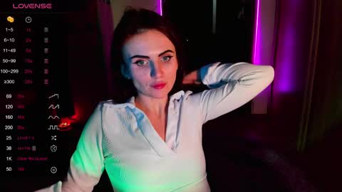 Nicky Weekends online show from 2, 3, 2025