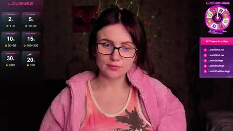 Nicky Weekends online show from 5, 2, 2026