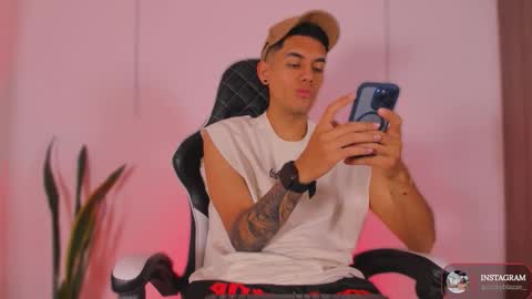 Snapshot of nickyblazze_ chatting on 25, 10, 2025 Nicky online show from 25, 10, 2025