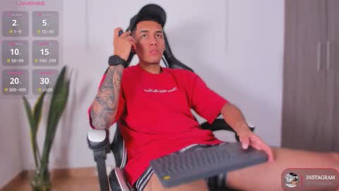 Snapshot of nickyblazze_ chatting on 13, 11, 2025 Nicky online show from 13, 11, 2025