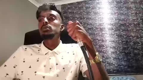 Snapshot of nickyle63 chatting on 23, 2, 2025 james online show from 23, 2, 2025