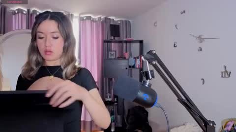 Nicky online show from 3, 3, 2026