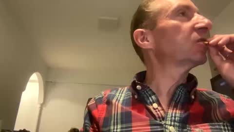 Nico online show from 24, 2, 2025