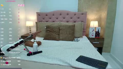Snapshot of nicol_alvarez chatting on 9, 2, 2025 Nicol Alvarez online show from 9, 2, 2025