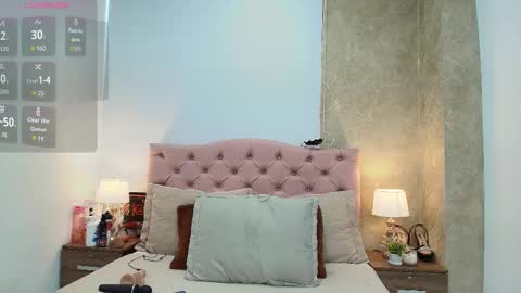 Snapshot of nicol_alvarez chatting on 11, 10, 2025 Nicol Alvarez online show from 11, 10, 2025