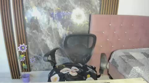 Snapshot of nicol_jone chatting on 14, 7, 2026 Nicol sanchez online show from 14, 7, 2026