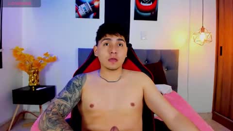 nicolas_james_sc online show from 25, 11, 2025