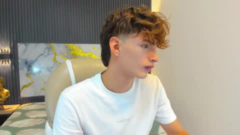 Snapshot of nicolasferrer18 chatting on 18, 11, 2025 nicolasferrer18 online show from 18, 11, 2025