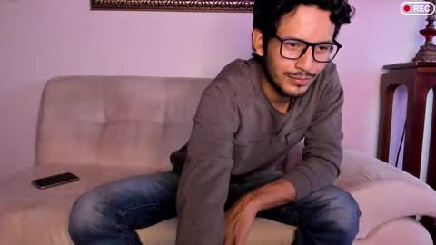 nicolasrodrii online show from 16, 12, 2025