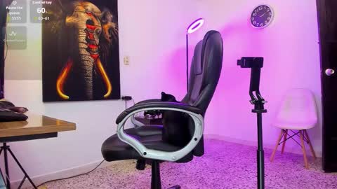 Nicolas Fellener online show from 6, 10, 2025