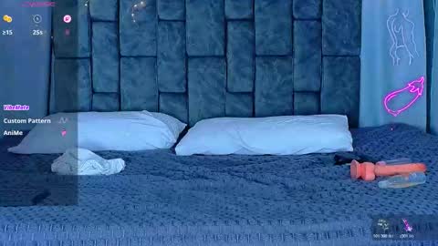 nicolastorres__ online show from 12, 4, 2026