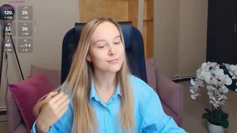 Nicoletta online show from 5, 12, 2025