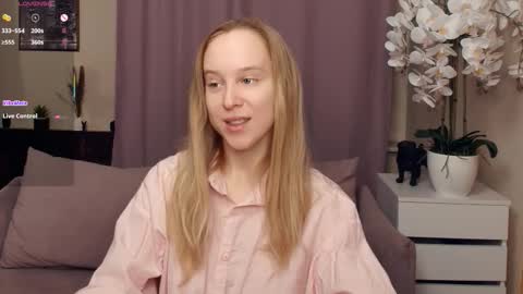 Nicoletta online show from 8, 2, 2026