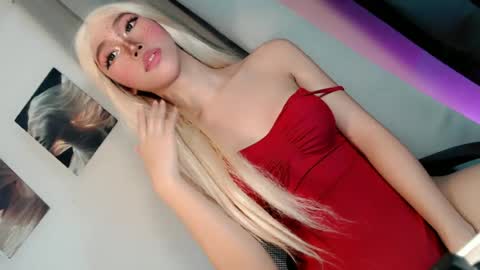 Snapshot of nicole_amore chatting on 9, 7, 2026 ITS ME NICOLE online show from 9, 7, 2026