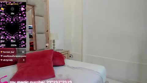 nicole_fisherr online show from 18, 2, 2025