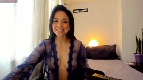 Nicole online show from 12, 2, 2025
