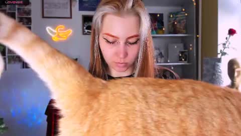 Snapshot of nicole_matt chatting on 5, 7, 2026 Nicole online show from 5, 7, 2026