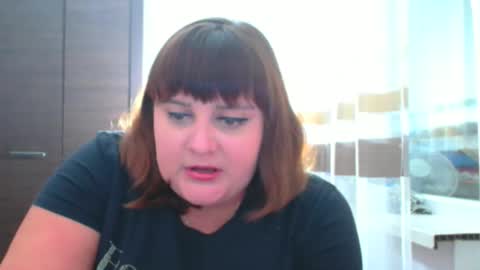 Nicole online show from 11, 11, 2025