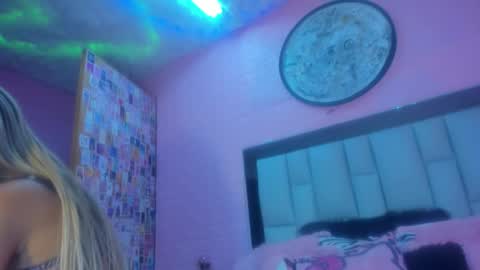 nicole_rosales online show from 14, 1, 2026