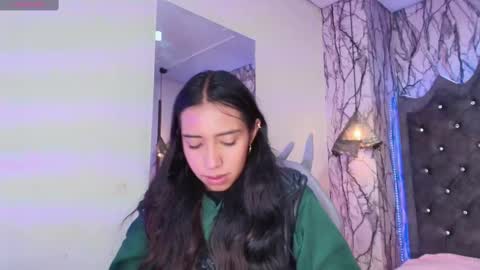 Snapshot of nicole_samantha chatting on 4, 10, 2025 Samantha online show from 4, 10, 2025