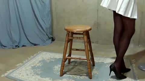 Snapshot of nicole_t chatting on 24, 9, 2025 Nicole T online show from 24, 9, 2025