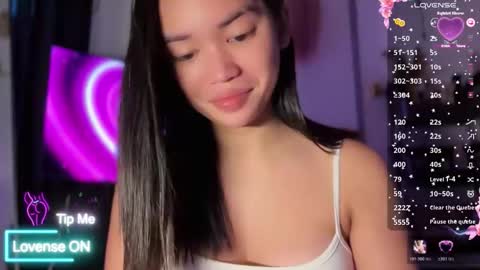 Snapshot of nicolecellini chatting on 23, 10, 2025 NICOLE online show from 23, 10, 2025