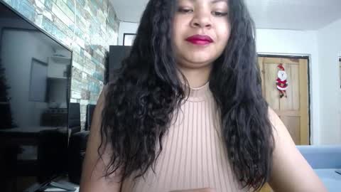 Snapshot of nicoleebon chatting on 28, 11, 2025 Nicole online show from 28, 11, 2025