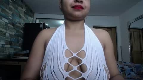 Snapshot of nicoleebon chatting on 23, 6, 2026 Nicole online show from 23, 6, 2026