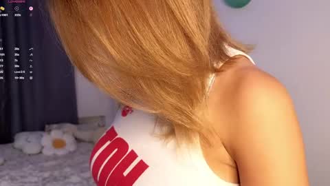 Snapshot of nicolelevis chatting on 26, 5, 2026 Nicole online show from 26, 5, 2026