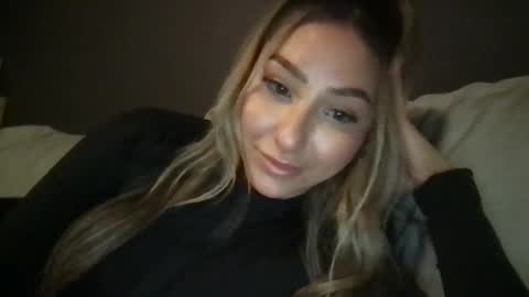 Snapshot of nicolelovesyou444 chatting on 11, 3, 2025 nicolelovesyou444 online show from 11, 3, 2025