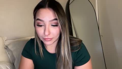 nicolelovesyou444 online show from 10, 3, 2026