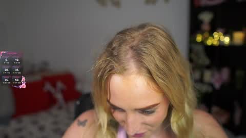 Snapshot of nicolette__shea_ chatting on 22, 12, 2024 nicolette__shea_ online show from 22, 12, 2024