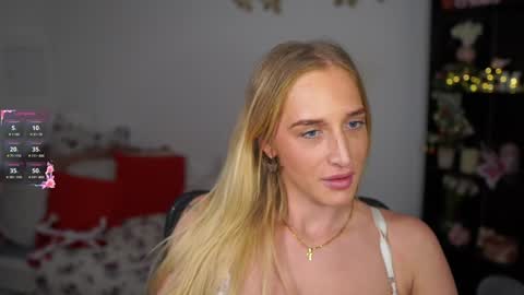 Snapshot of nicolette__shea_ chatting on 3, 1, 2025 nicolette__shea_ online show from 3, 1, 2025