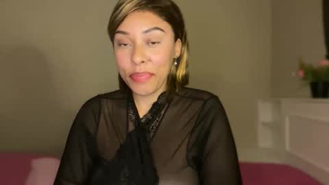 Snapshot of nicolewilliam chatting on 27, 10, 2025 nicolewilliam online show from 27, 10, 2025