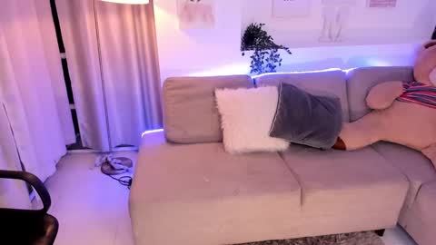 Snapshot of nicolle_foxy chatting on 9, 2, 2025 Nicolle online show from 9, 2, 2025