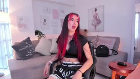 Snapshot of nicolle_foxy chatting on 19, 2, 2025 Nicolle online show from 19, 2, 2025