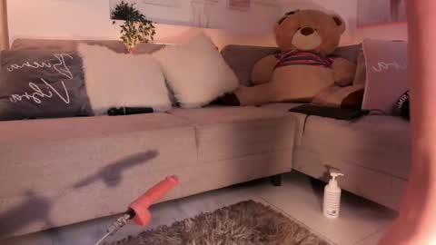 Snapshot of nicolle_foxy chatting on 26, 2, 2025 Nicolle online show from 26, 2, 2025