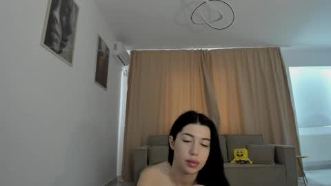 Nicolle online show from 23, 5, 2026