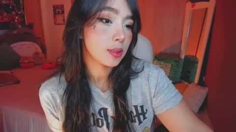 Snapshot of nicollemeyer chatting on 15, 10, 2025 Nicolle Go to Visit online show from 15, 10, 2025