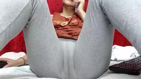 NICOLLE online show from 14, 2, 2026